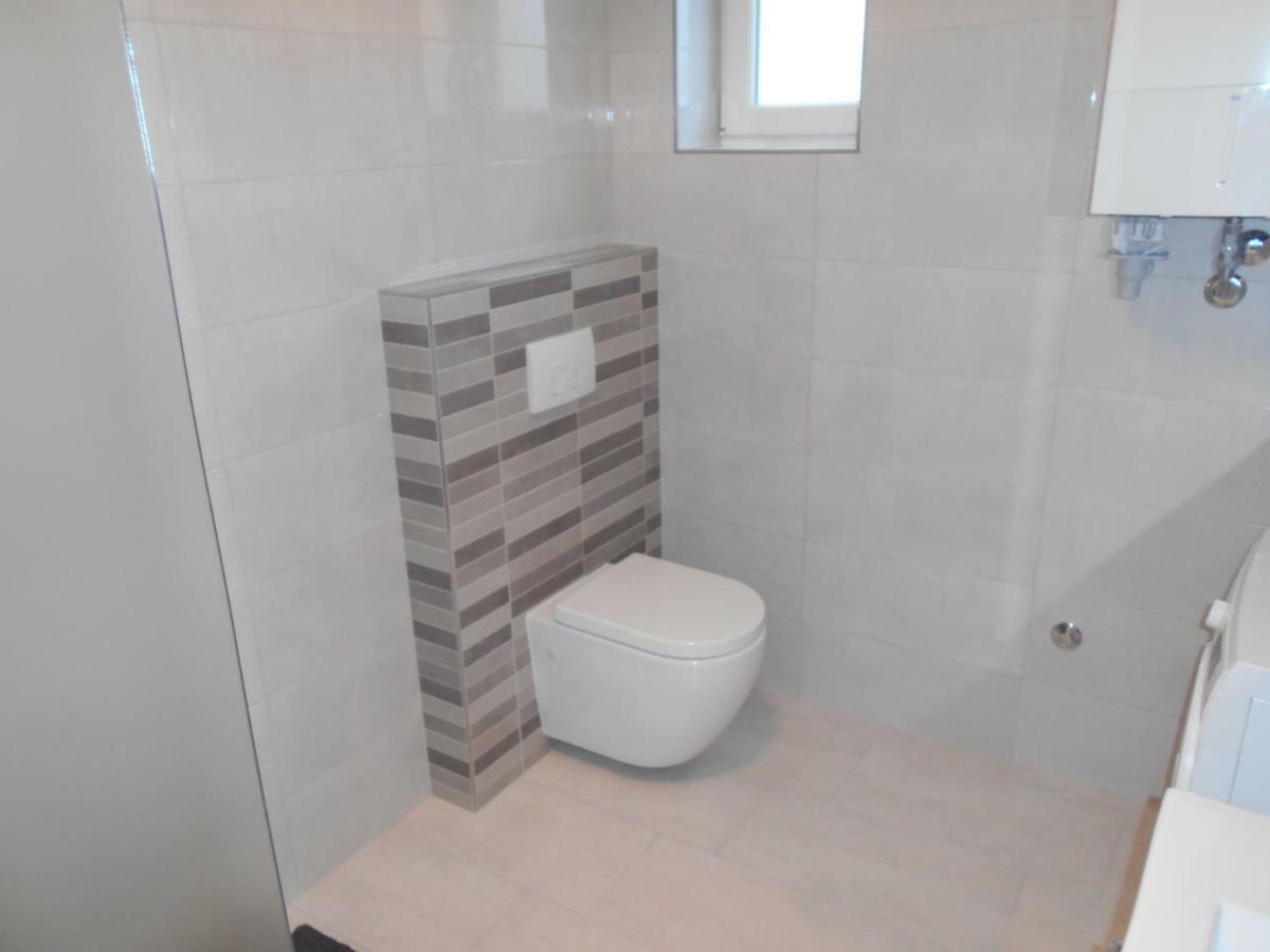 Apartment Laura Kostrena Ngoại thất bức ảnh