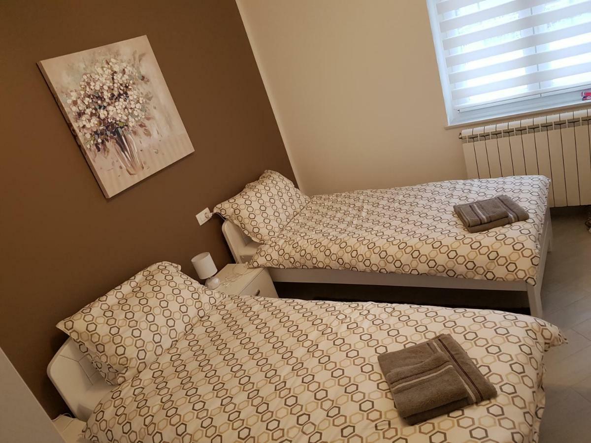 Apartment Laura Kostrena Ngoại thất bức ảnh