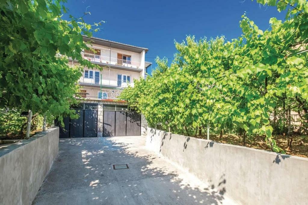 Apartment Laura Kostrena Ngoại thất bức ảnh