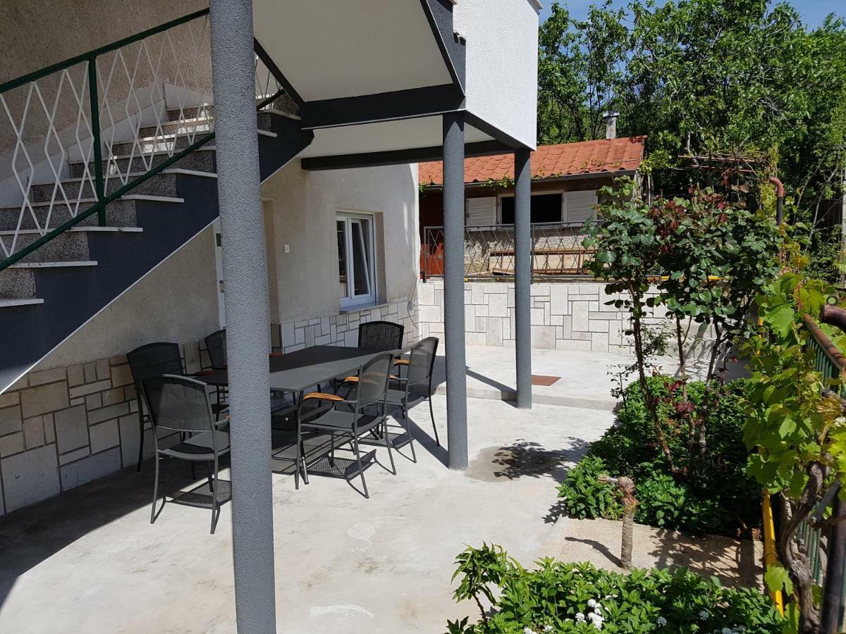 Apartment Laura Kostrena Ngoại thất bức ảnh
